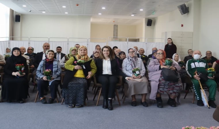 Kocaeli’de İzmit’in çınarlarına anlamlı ziyaret