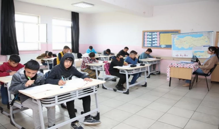 Mardin Büyükşehir Belediyesi’nden eğitime destek