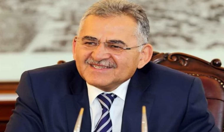 Memduh Büyükkılıç’tan ’e-devlet’ vurgusu