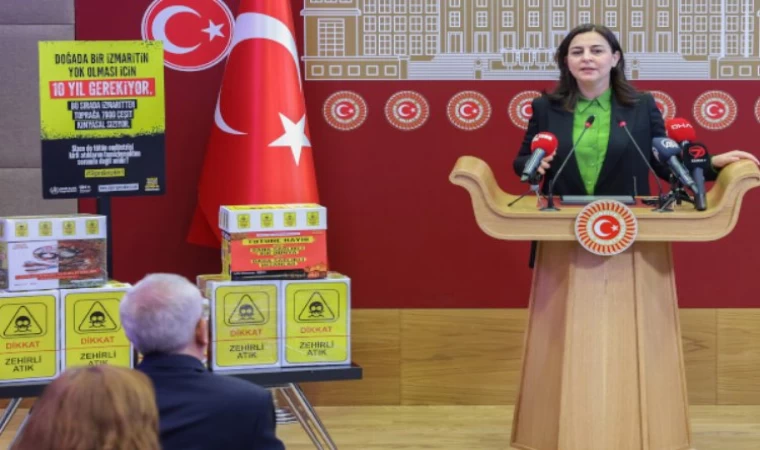 Milletvekili Durgut’tan tepkili kampanya! Topladığı izmarit kutularını sigara şirketlerine gönderdi