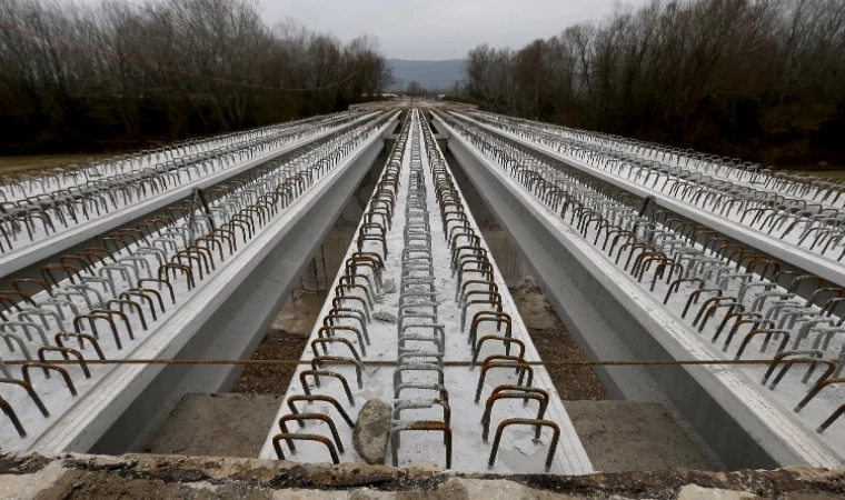 Sakarya’da ’Mollaköy Köprüsü’nde sona gelindi
