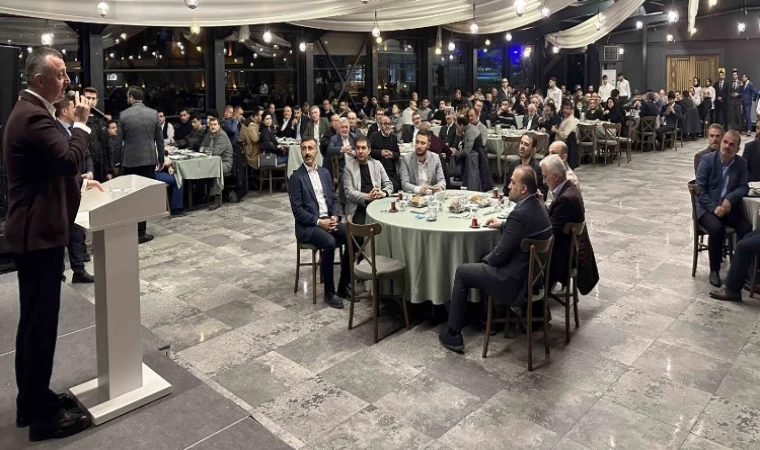 Kocaeli’de Başkan Büyükakın Bayburtlularla bulştu