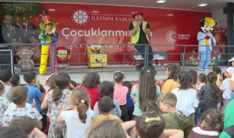 İskenderunlu afetzede çocuklar ’İletişim’le sevindi