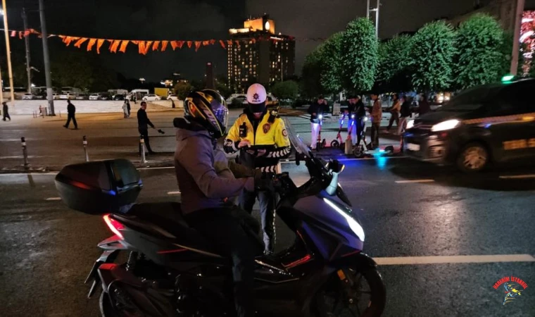 İstanbul Taksim’de “Huzur İstanbul” uygulaması: Giriş çıkışlar kontrol edildi