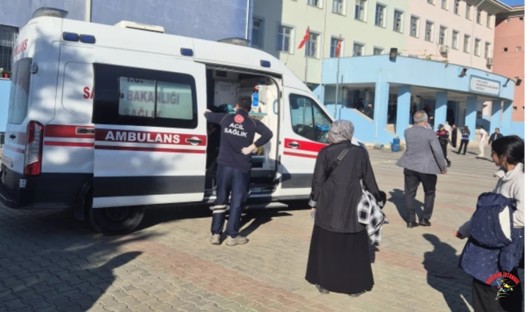 Başakşehir’de Ortaokulda Bıçaklı Saldırı: 7 Öğrenci Yaralandı