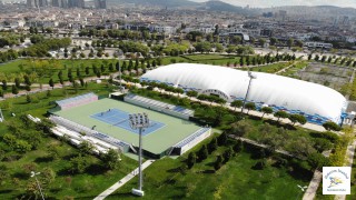 Yenilenen İBB Kortları Hizmete Açılıyor