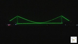 İstanbul'da Köprüler Renklendi