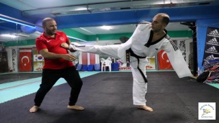 Kollarını Kaybetti Ama Umudunu Asla