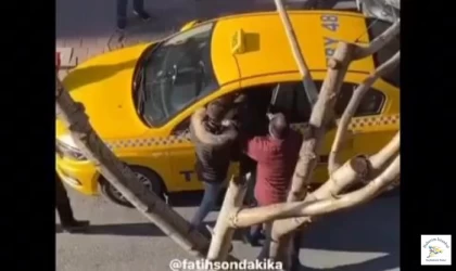 Fatih'te taksici ve vatandaş birbirine girdi
