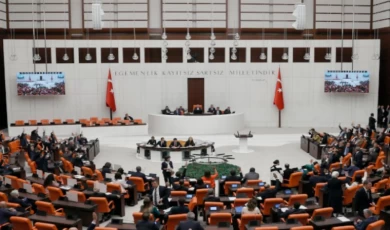 Meclis tatile giriyor... EYT 2023’e kaldı!