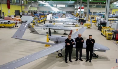 Bakan Soylu’dan Baykar’da ’milli’ poz