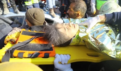 Antalya Büyükşehir İtfaiyesi’nden 108’inci saatte bir mucize daha