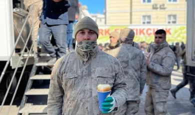 Antikkapı’dan deprem bölgesinde sıcak yemek ve çorba