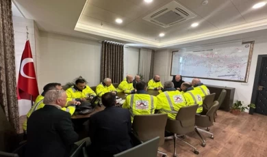 Azerbaycan’dan kardeşine deprem ’seferberliği’