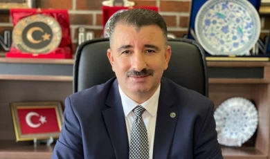 Başdaş, ”Batur deprem olmamış gibi hareket ediyor”