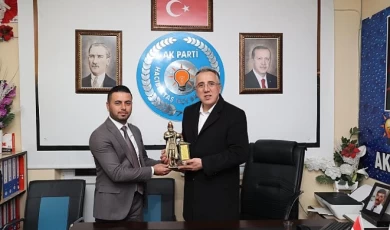 Başkan Savran, Ak Parti Hacıbektaş İlçe Başkanlığı Yönetim Kurulu Toplantısına Katıldı