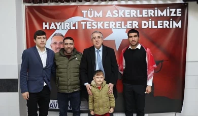 Başkan Savran, Asker Uğurlama Törenine Katıldı