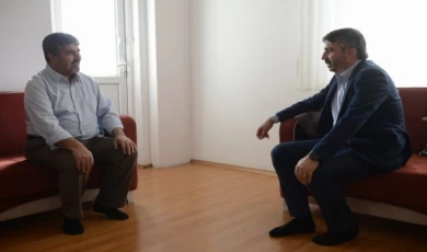 Başkan Yılmaz’dan Yıldırım’a yerleşen depremzedelere ziyaret
