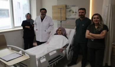 Bilecik’te ilk kez yapıldı... Ritim bozukluğu yaşayan hastaya kalıcı kalp pili takıldı