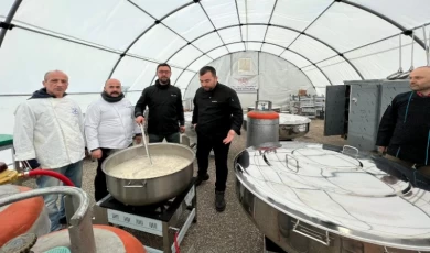 Bursa’nın seyyar mutfak ekibi Kırıkhan’da