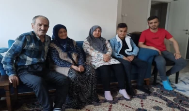 Depremzede Pancarlı ailesi ’O geceyi’ anlattı!