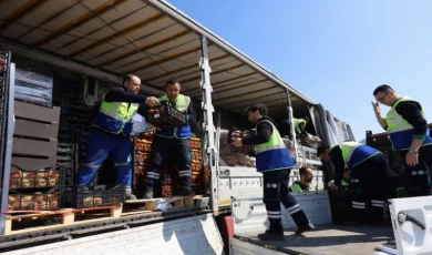 Depremzedelerin meyve sebzesi Bursa’dan
