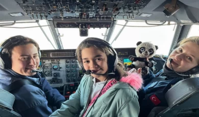 Depremzedeli çocuklara ’Hava’ morali