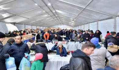 Fatih Belediyesi’nin deprem kampanyasına yoğun destek