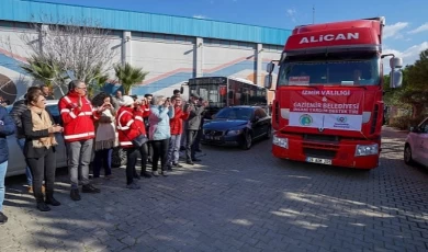 Gaziemir’den depremzedelere 6 tır, 35 kamyon eşya desteği