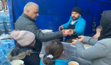 Gebze Defne’de yaraları sarmaya çalışıyor