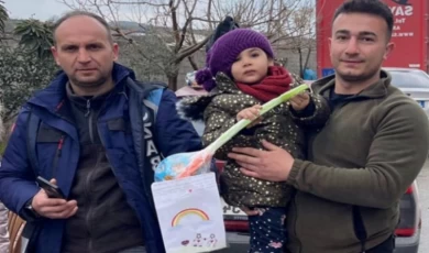 Gölcük’te depremzede çocuklara zabıta morali