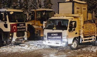 Gölcük’ten Deprem Bölgesine 15 Tır Dolusu Yardım