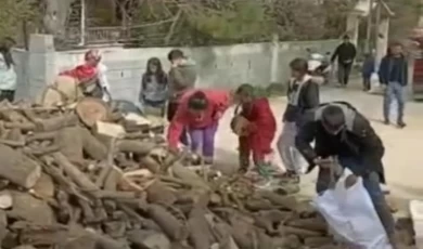 Gölcük’ten deprem bölgesine yakacak yardımı