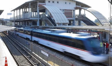 İzmir Büyükşehir Belediyesi’nden 3 ilçede ulaşımı rahatlatacak yatırım İZBAN’a 4 yeni durak daha