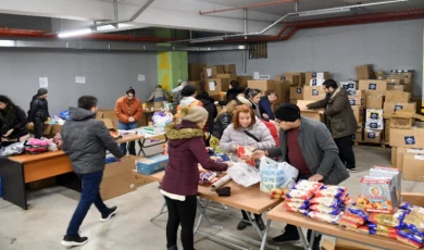 İzmir Karabağlar’dan çok boyutlu destek