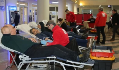 Kan stoğuna Gölcük’ten destek