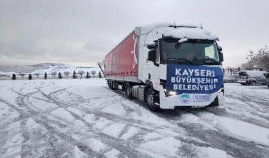 Kayseri Büyükşehir’den deprem bölgesine yardım yağmuru