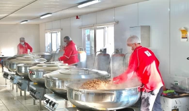 Kızılay Gönüllü Şefler Milyonlarca Kap Yemek Yaptı