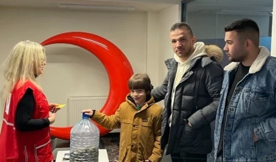 Kızılay’ın Hayırsever Bağışçıları Kalplere Dokundu