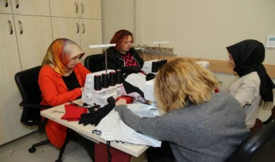 Kocaelili kadınlar gönülleri ısıttı