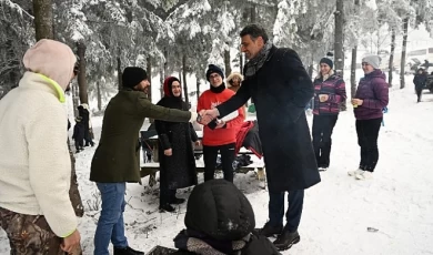 Kocaman Kar Sezonunu Hemşehrileriyle Açtı