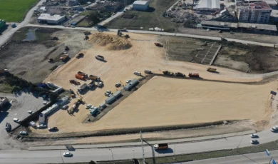 Konya’nın Hatay’da kuracağı ’Konteyner Kent’ alanını inceledi