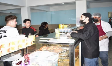 Manisa Yunusemre’de depremzede öğrencilere kantin hizmetleri ücretsiz