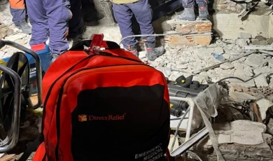 Metallica’dan deprem bölgesine 250 bin dolar