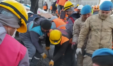 Osmaniye’de yaraları Kayseri Büyükşehir sarıyor