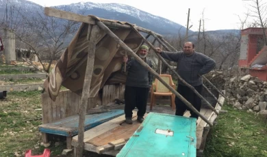 30 gündür çadır bekleyen köy!