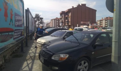 Düzce’de kaldırım işgaline ceza!