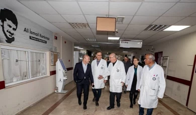 Eşrefpaşa Hastanesi’nin yenilenen acil servisi hizmete başladı