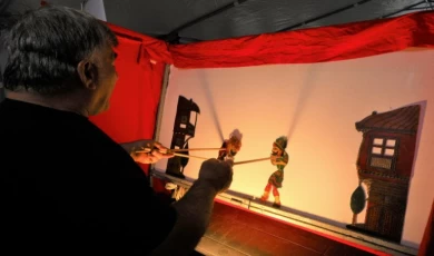 Gaziantep’te gölge oyunu gösterileri ilgi görüyor