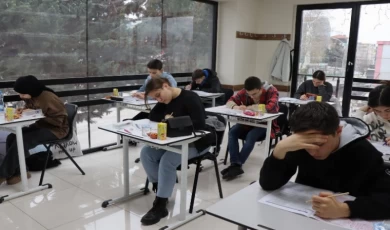 İzmit Çınar Akademi’de kabul sınavı gerçekleşti